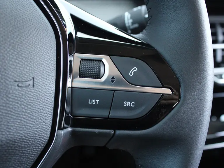 Peugeot 208 Allure 1.2 PureTech 100PK Navigatie, Camera achter, Apple Carplay/Android auto afbeelding 32