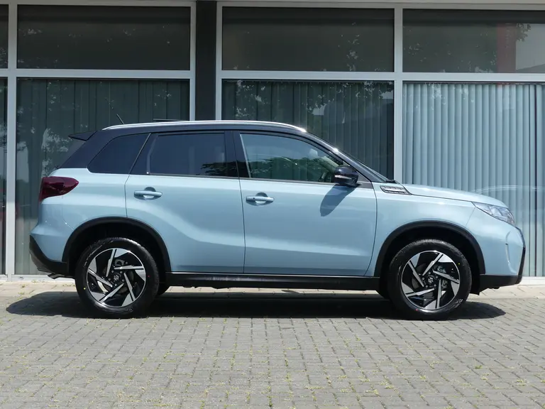 Suzuki Vitara 1.4 Boosterjet Style Smart Hybrid 6 jaar garantie! Nieuw uit voorraad leverbaar! Sunroof! afbeelding 2