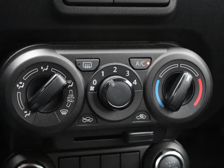 Suzuki Ignis Comfort 1.2 Smart Hybrid 83PK 6 Jaar Garantie, Bluetooth, DAB Radio, CD-Speler, Airco, Automatische Dimlichten afbeelding 24