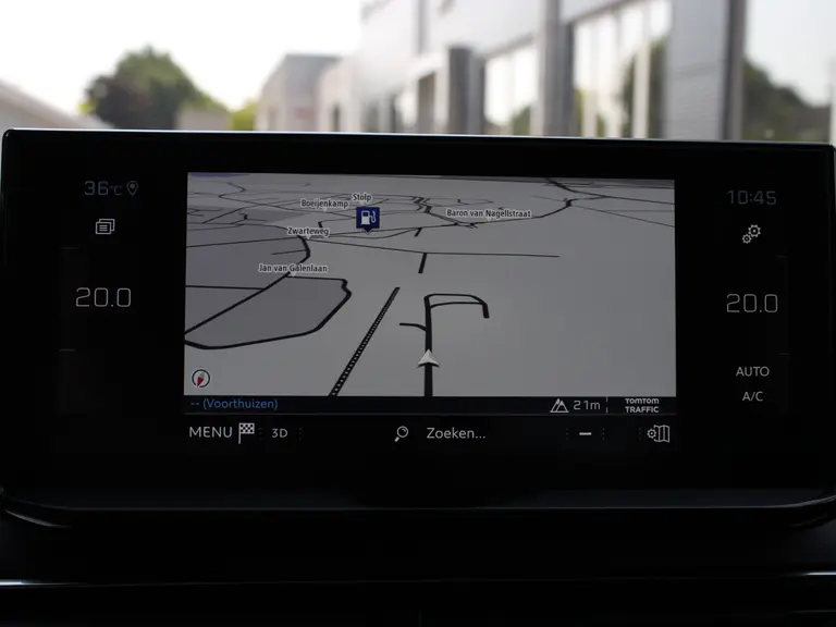Peugeot 3008 GT 1.2 PureTech 130PK EAT8 Automaat Navigatie, Keyless, Achteruitrijcamera, Elektrische Achterklep, Apple Carplay, Android Auto afbeelding 27