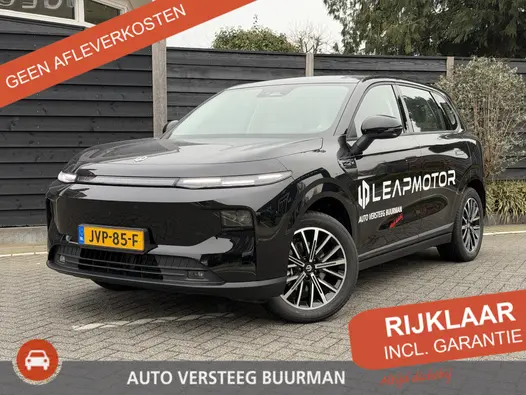 Leapmotor B10 Life Pro 56.2 kWh 218PK Automaat Navigatie, Rondomzichtcamera, Adaptieve cruise Control, Climate Control, Panoramadak