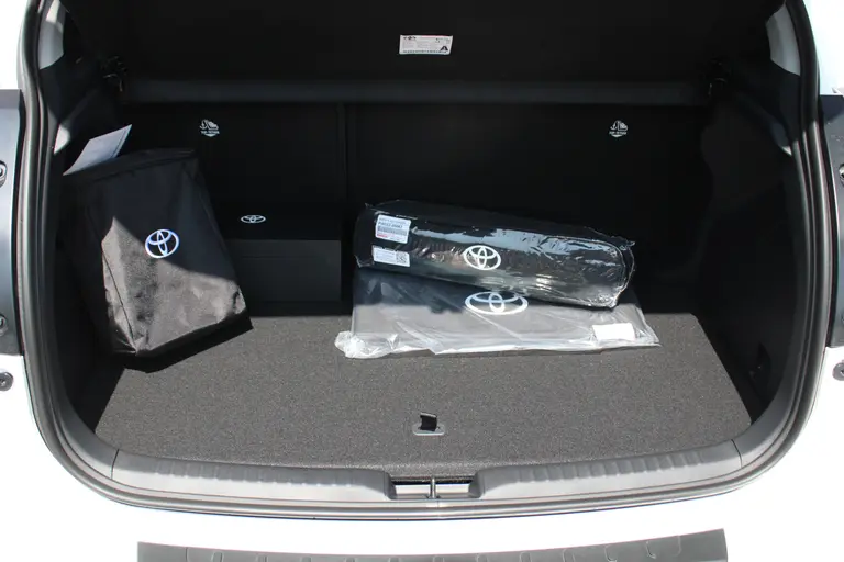 Toyota Yaris 1.5 Hybrid 115 Teamplayer Achteruitrijcamera, Parkeersensoren voor en achter, Airco Automatisch, Cruise Control Adaptief afbeelding 17