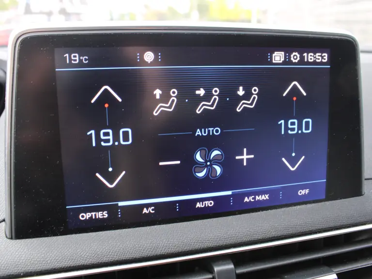 Peugeot 3008 Blue Lease Premium 1.2 PureTech 130PK EAT8 Automaat Navigatie, El. bedienbare bestuurders stoel met geheugen, Adaptive Cruise Control, El bedienbare achterklep,  Trekhaak afneembaar afbeelding 18