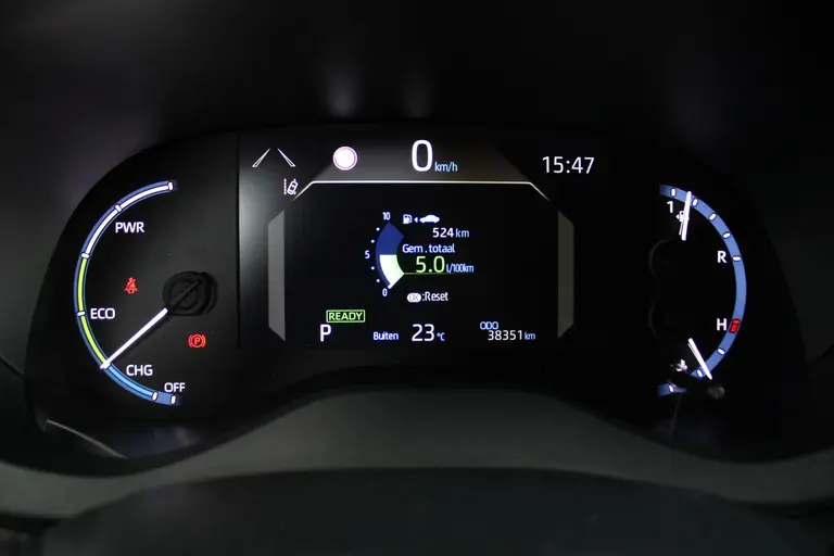 Toyota Yaris Cross 1.5 Hybrid Dynamic Navigatie, Achteruitrijcamera, Climate Control, Bluetooth afbeelding 28