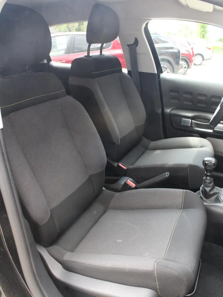 Citroën C3 1.2 PureTech Max Airco, Cruise Control, DAB afbeelding 24