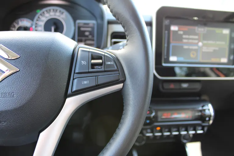 Suzuki Ignis 1.2 Smart Hybrid Allgrip Style, All-Seasons, Keyless, Cruise control en Achteruitrijcamera! afbeelding 25