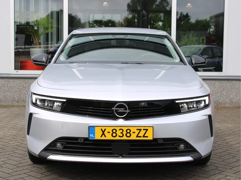 Opel Astra Sports Tourer 1.2 Level 2 Cruise en Climate Control, Parkeersensoren Voor en Achter, Navigatie afbeelding 12
