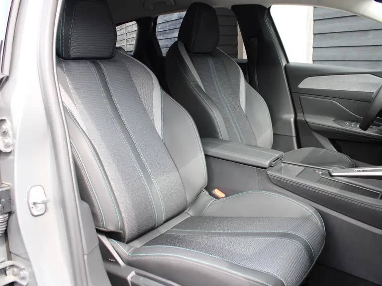 Peugeot 308 SW Allure Pack Business 1.6 HYbrid 180PK Automaat Navigatie, Camera achter, Parkeerhulp voor & achter, Keyless-Entry afbeelding 52