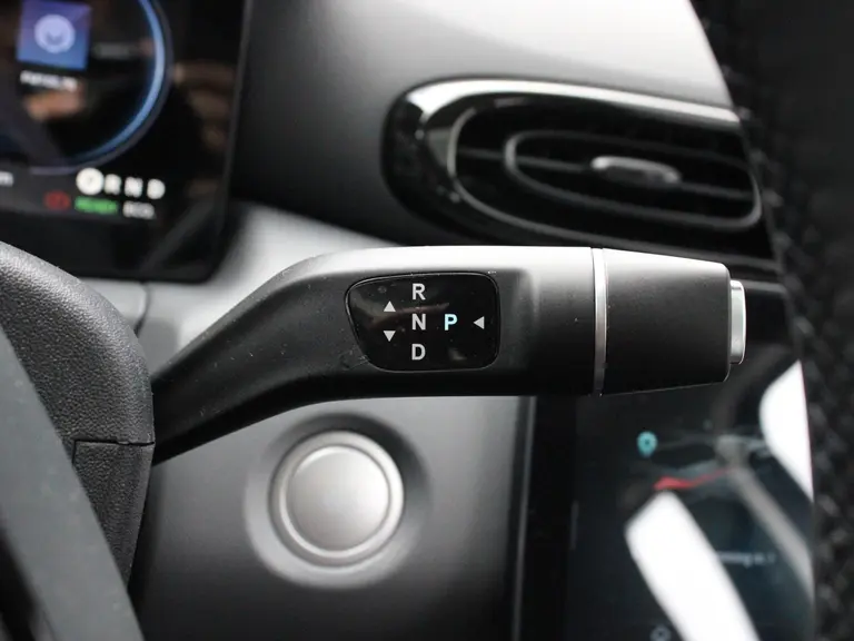 Leapmotor T03 Design 37.3 kWh Navigatie, Camera achter, Parkeerhulp achter, Audio, Keyless Start, Lichtmetalen velgen afbeelding 22