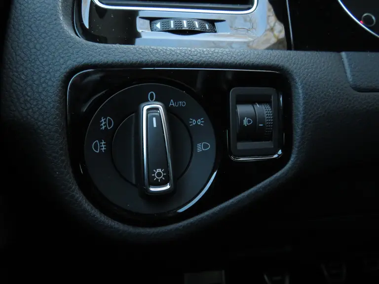 Volkswagen Golf 1.2 TSI Highline, Trekhaak, Parkeersensoren, Navigatie afbeelding 32