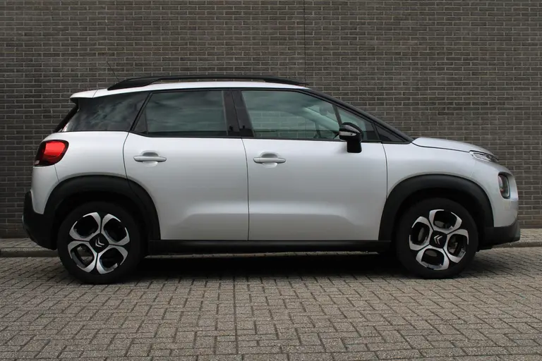 Citroën C3 Aircross 1.2 PureTech S&S Shine Automaat, Cruise control, Applecarpl./Andr. Auto, Airco afbeelding 3