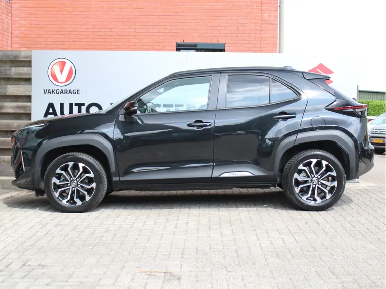 Toyota Yaris Cross 1.5 Hybrid Dynamic Navigatie, Achteruitrijcamera, Climate Control, Bluetooth afbeelding 15