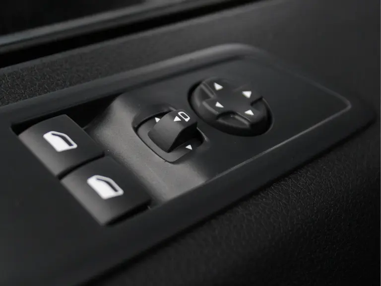 Toyota ProAce Long Worker 2.0 D-4D 180PK Prof 3-Zits Automaat Trekhaak, Zijschuifdeuren L&R, Navigatie, Achteruitrijcamera, Parkeersensoren Voor en Achter afbeelding 30