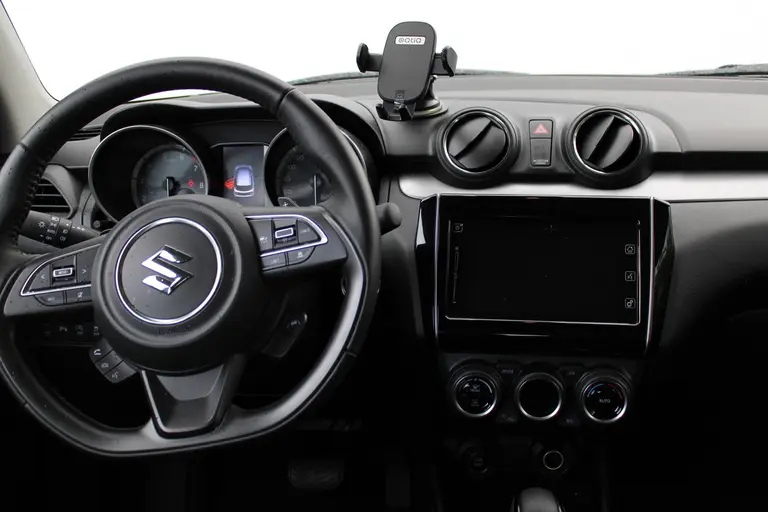 Suzuki Swift 1.2 Style Smart Hybrid, Automaat, Parkeersensoren Achteruitrijcamera en Navigatie! 23950 afbeelding 7
