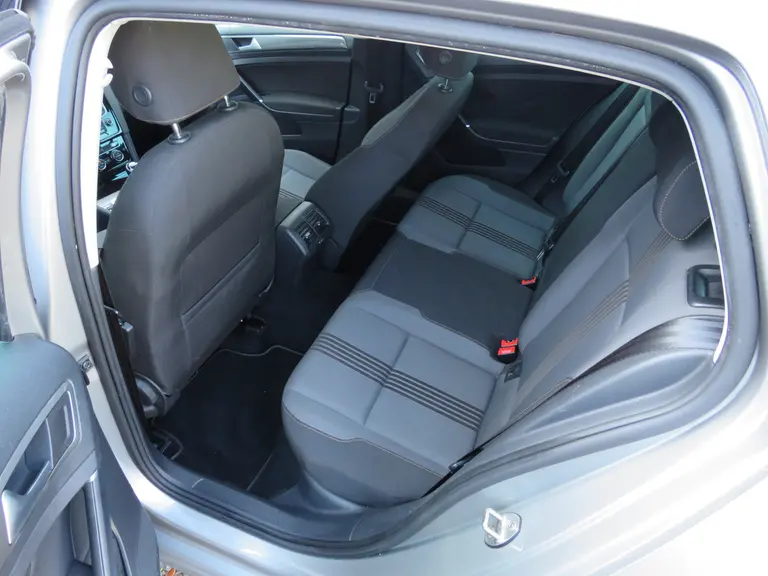 Volkswagen Golf 1.2 TSI Highline, Trekhaak, Parkeersensoren, Navigatie afbeelding 9