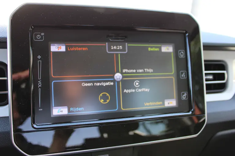 Suzuki Ignis 1.2 Smart Hybrid Allgrip Style, All-Seasons, Keyless, Cruise control en Achteruitrijcamera! afbeelding 16