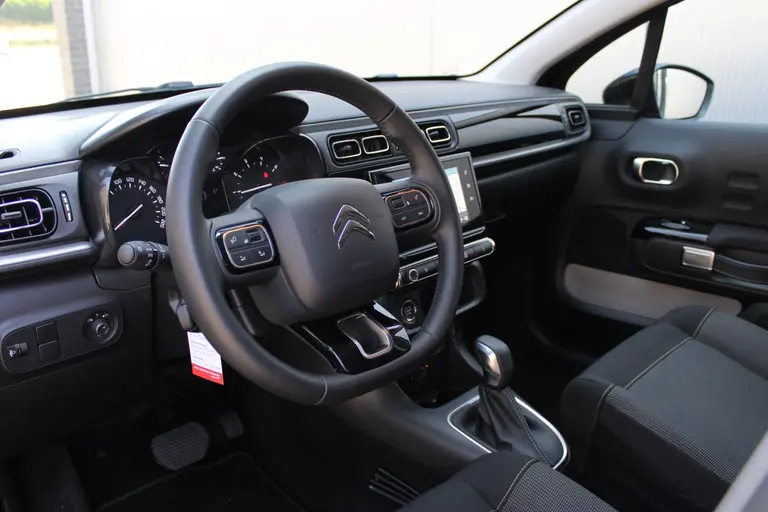 Citroën C3 1.2 PureTech Max 110pk, Automaat, Applecarpl./Andr. Auto, Navigatie, Cruise/Climate Control, Achteruitrijcamera afbeelding 8