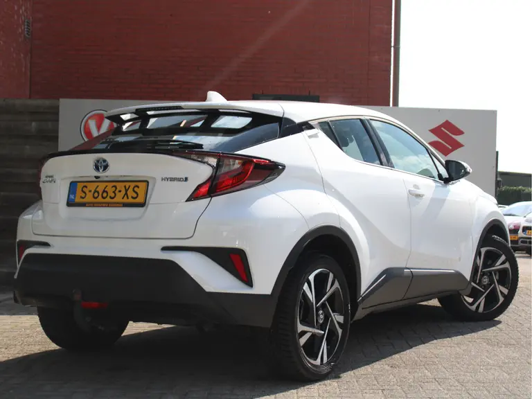 Toyota C-HR 1.8 Hybrid Dynamic Automaat Navigatie, Cruise Control Adaptief, Parkeersensoren Voor en Achter, Airco Automatisch afbeelding 15