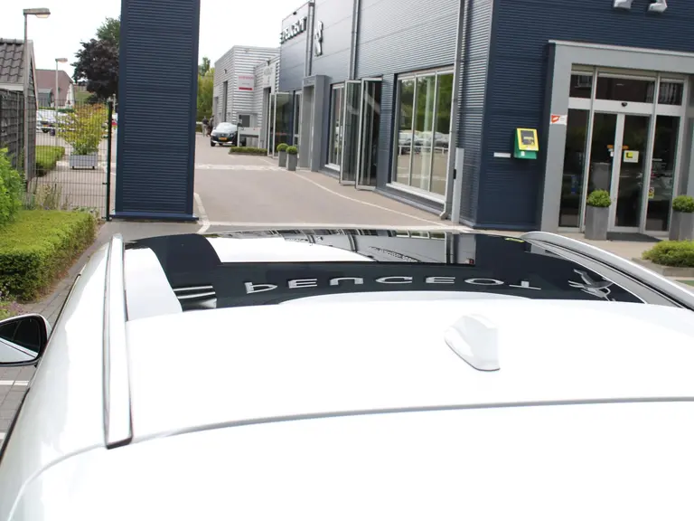 Nissan QASHQAI Tekna Plus 1.3 MHEV 158PK Xtronic Automaat Navigatie, Rondomzichtcamera, Keyless, Panoramadak, Leder, Elektrische Kofferbak, Stoelverwarming, Massage afbeelding 15