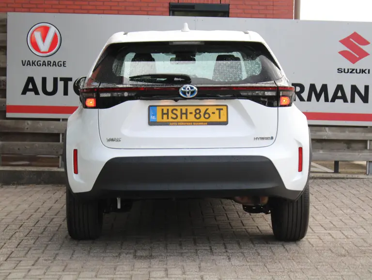 Toyota Yaris Cross 1.5 Hybrid Achteruitrijcamera, Bluetooth, Cruise Control Adaptief, Climate Control afbeelding 11