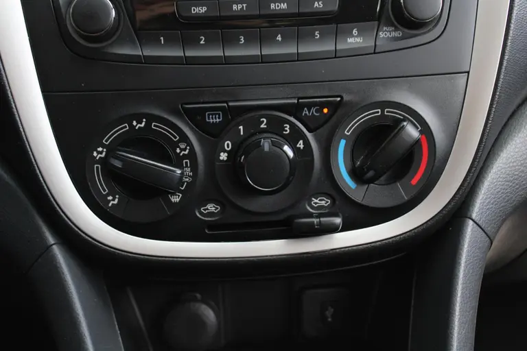 Suzuki Celerio 1.0 Comfort Bluetooth, Elektrische Ramen Vóór, Airco, LED Dagrijverlichting afbeelding 19