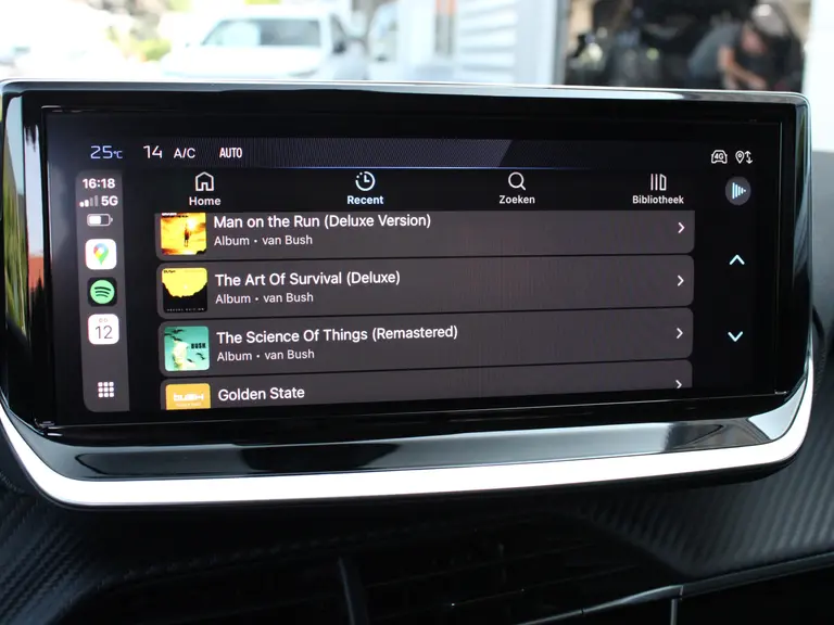 Peugeot 208 Allure 1.2 PureTech 100PK Navigatie, Camera achter, Apple Carplay/Android auto afbeelding 23