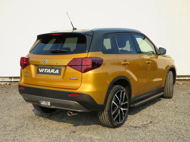 Suzuki Vitara 1.4 Boosterjet Style Smart Hybrid, SPECIAL, 19 inch, Treeplanken, 6 Jaar GARANTIE!! afbeelding 3