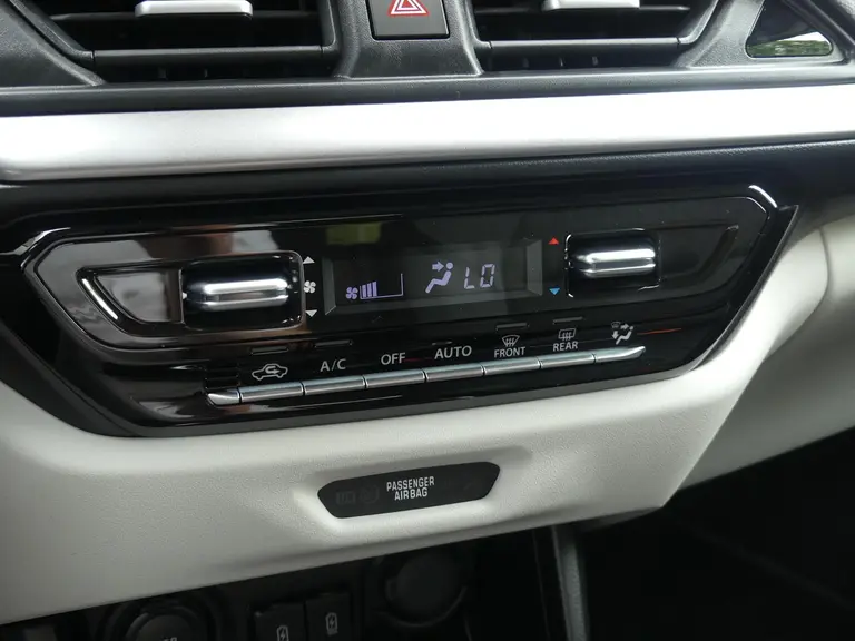 Suzuki Swift 1.2 Style Smart Hybrid Nieuw 6 jaar Uit voorraad leverbaar! afbeelding 20