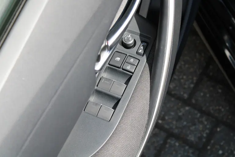 Suzuki Swace 1.8 Hybrid Select Automaat, Achteruitrijcamera, Stuurverwarming, Apple Carpl./Andr. Auto afbeelding 12