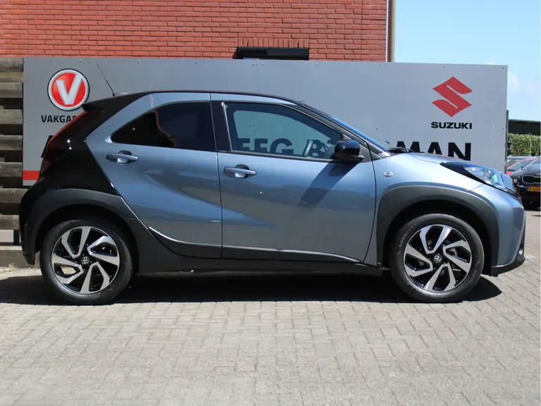 Toyota Aygo X 1.0 VVT-i S-CVT Pulse Achteruitrijcamera, Bluetooth, Cruise Control Adaptief, Apple Carplay/Android Auto afbeelding 13