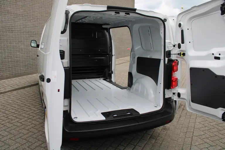 Citroën Jumpy Club M 50 kWh Cruise control, Airco, Apple carplay/Android auto, Radio, Elek.bediende ramen en spiegels afbeelding 12
