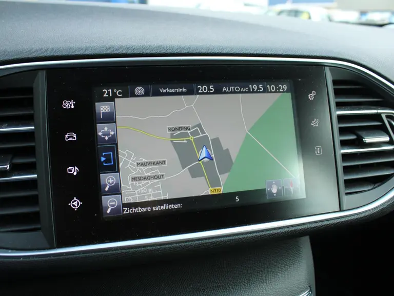Peugeot 308 1.2 PureTech Active Trekhaak, Climat control, Cruise control, Allseasonbanden, Lichtmetalen velgen afbeelding 12