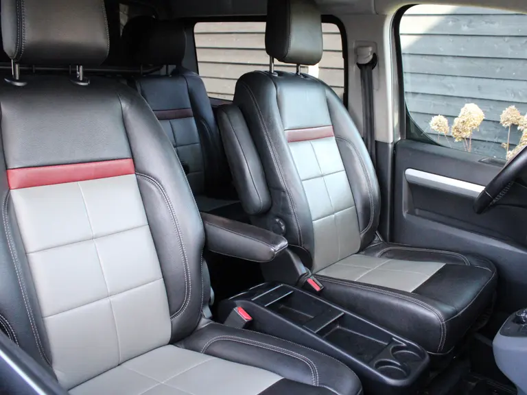 Citroën Jumpy 2.0 BlueHDI 180PK XL Club DC Automaat Leder, Achteruitrijcamera, Trekhaak, Bluetooth, Xenon, Stoelverwarming afbeelding 14