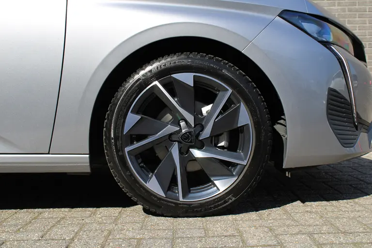 Peugeot 308 1.2 PureTech Allure Pack Business 131pk, Automaat, Keyless Entry/Start, Navigatie, Applecarpl./Andr. Auto, Dodehoek detectie, 1e Eigenaar afbeelding 32