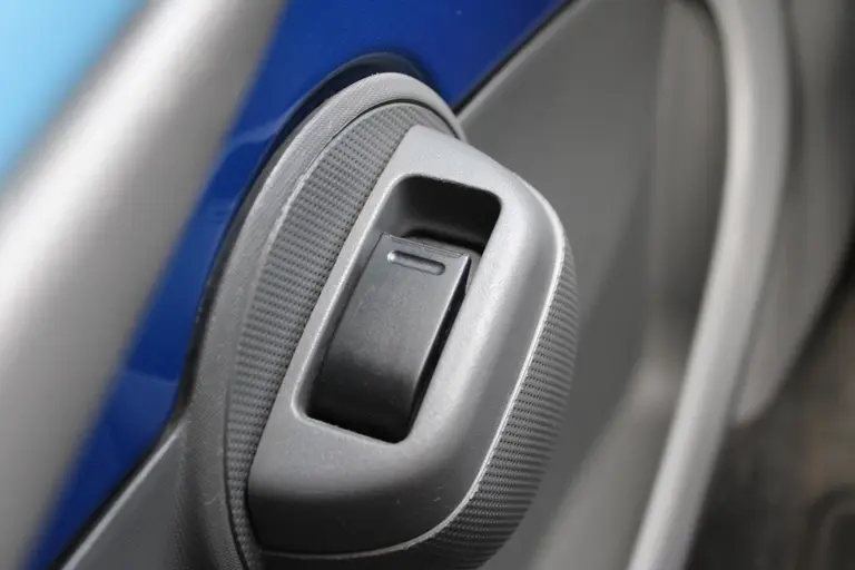 Peugeot 107 1.0-12V Urban Move 2e Eig. Dealer onderhouden! afbeelding 18