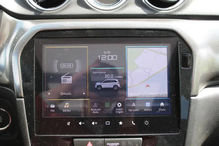 Suzuki Vitara 1.5 Hybrid Style, Automaat, Panoramadak, 6 jaar GARANTIE, Navigatie en Draadloos Applecarplay / Androidauto afbeelding 20