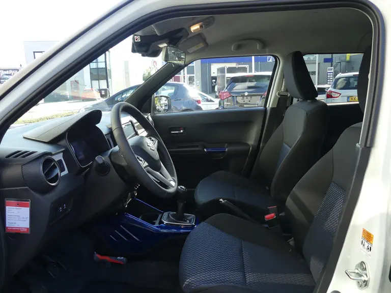 Suzuki Ignis 1.2 Smart Hybrid Style Navigatie, Achteruitrijcamera, Cruise Control afbeelding 8