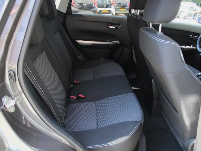 Suzuki Vitara 1.4 Boosterjet Select Smart Hybrid Carplay/Android Auto Draadloos, Adaptieve Cruise en Climate Control 499,- private lease afbeelding 40