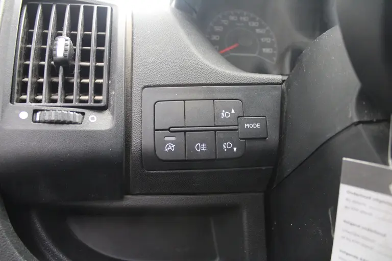 Citroën Jumper 30 2.2 BlueHDi 140 L1H1 Control Economy Climate control, Trekhaak, Navigatie, Camera, Bluetooth handsfree, Imperiaal, Sidebars, afbeelding 14