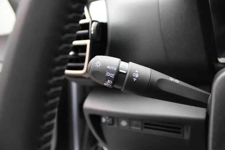 Citroën C4 1.2 Puretech 130 You Cruise/Climate control, Camera, Apple carplay/Android, Radio/DAB, afbeelding 16