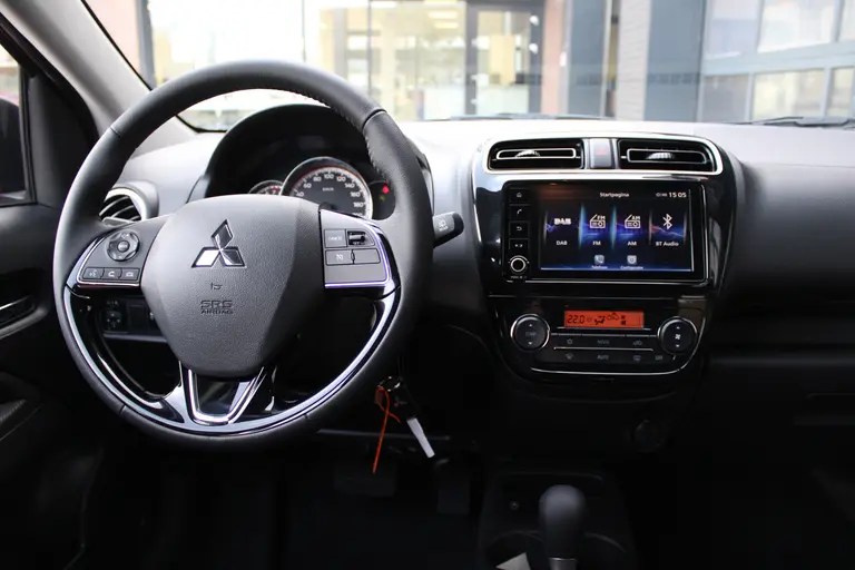 Mitsubishi Space Star 1.2 Dynamic 72PK 5DRS CVT Automaat Cruise/Climate control, Radio/DAB, Apple Carplay/Android auto, Camera achter, Lichtmetalen velgen afbeelding 23