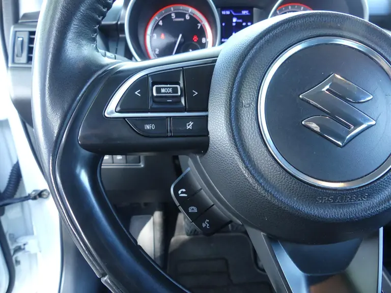 Suzuki Swift 1.2 Select Smart Hybrid Trekhaak, Cruise Control, Apple Carplay, Android Auto, Navigatie, Achterspoiler afbeelding 12