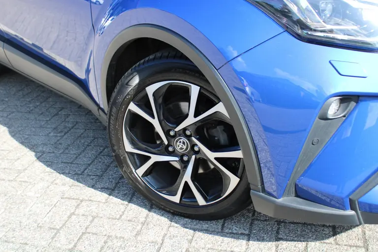Toyota C-HR 2.0 Hybrid Dynamic , Automaat, Voorruit/Stuurwiel verwarmd, Dealer onderhouden! afbeelding 7