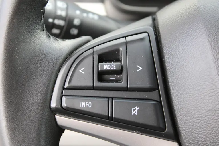 Suzuki Ignis 1.2 Smart Hybrid Stijl Achteruitrijcamera, Bluetooth, Stoelverwarming, Navigatie, Cruise Control afbeelding 26