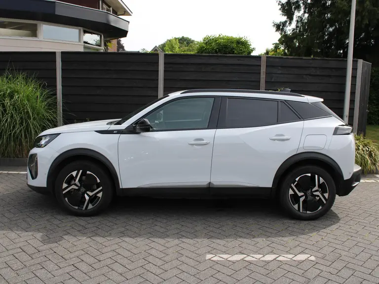 Peugeot e-2008 Allure 54 kWh 156PK inclusief batterijtest Navigatie, Rondomzichtcamera, Adaptieve Cruise Control, Keyless, Stoelverwarming afbeelding 7