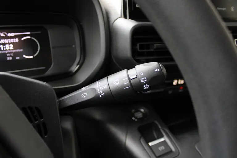 Citroën Berlingo 1.5 BlueHDi 130PK EAT8 Automaat L1 Achteruitrijcamera, Keyless Entry & Start, Parkeersensoren Achter, Aple Carplay, Android Auto afbeelding 24