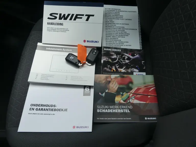 Suzuki Swift 1.2 Style Smart Hybrid 6 JAAR GARANTIE! NIEUW UIT VOORRAAD LEVERBAAR! afbeelding 35