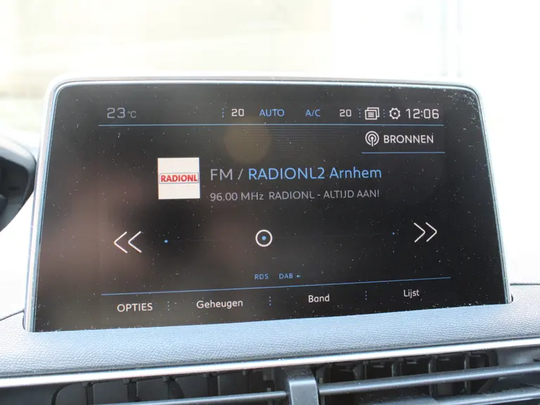 Peugeot 3008 1.2 PureTech 130PK Première Lederen bekleding, Stoelverwarming voor, Navigatie en Elektrische Achterklep afbeelding 18