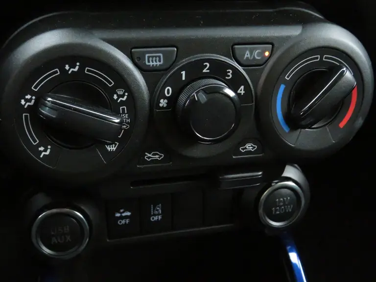 Suzuki Ignis 1.2 Smart Hybrid Select, Automaat, Trekhaak, All-seasonsbanden, Camera, Applecarplay/Androidauto afbeelding 20