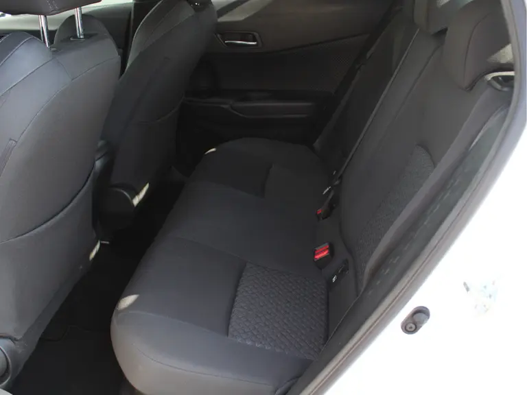 Toyota C-HR 1.8 Hybrid Dynamic Automaat Navigatie, Cruise Control Adaptief, Parkeersensoren Voor en Achter, Airco Automatisch afbeelding 21